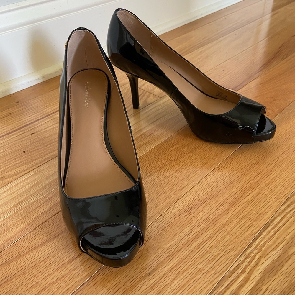 Calvin Klein.Garda Patent. Black. 8.5M